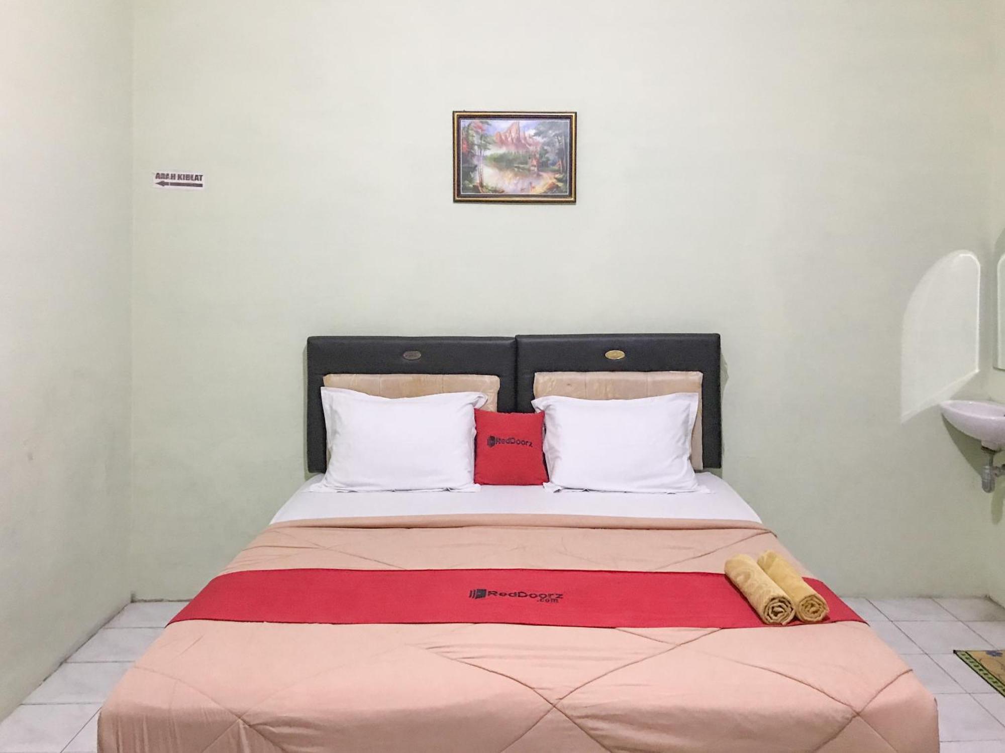 Hotel Shafira Syariah Redpartner