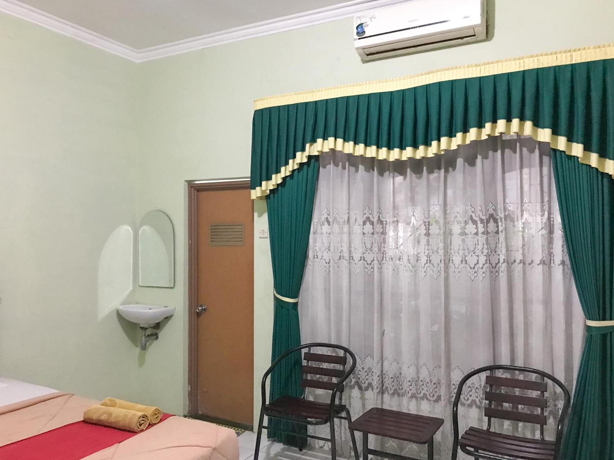 Hotel Shafira Syariah Redpartner